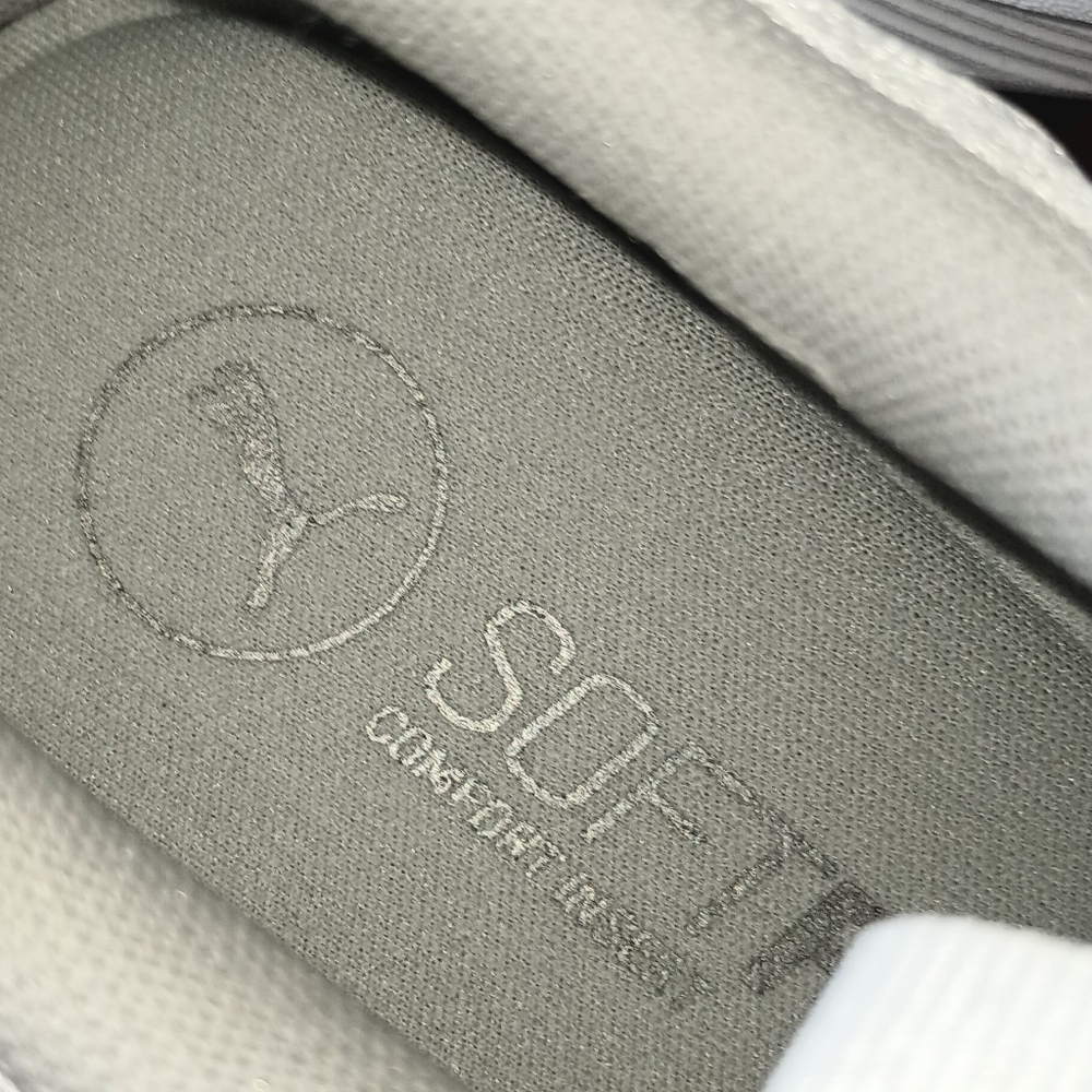 Puma Soft Foam White Athletic Shoes - Picture 4 of 6